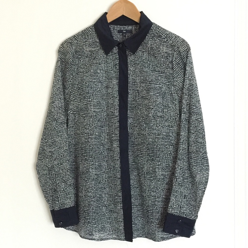 GAP SHIRT